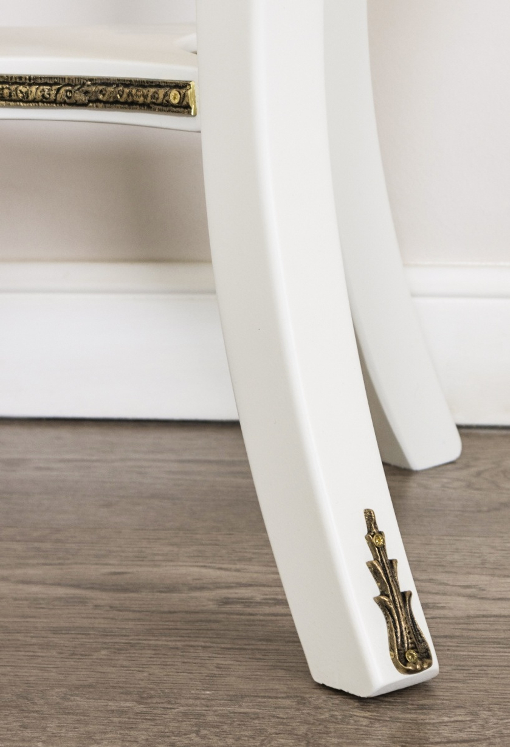 Столик Classic 18 Blanco IDC