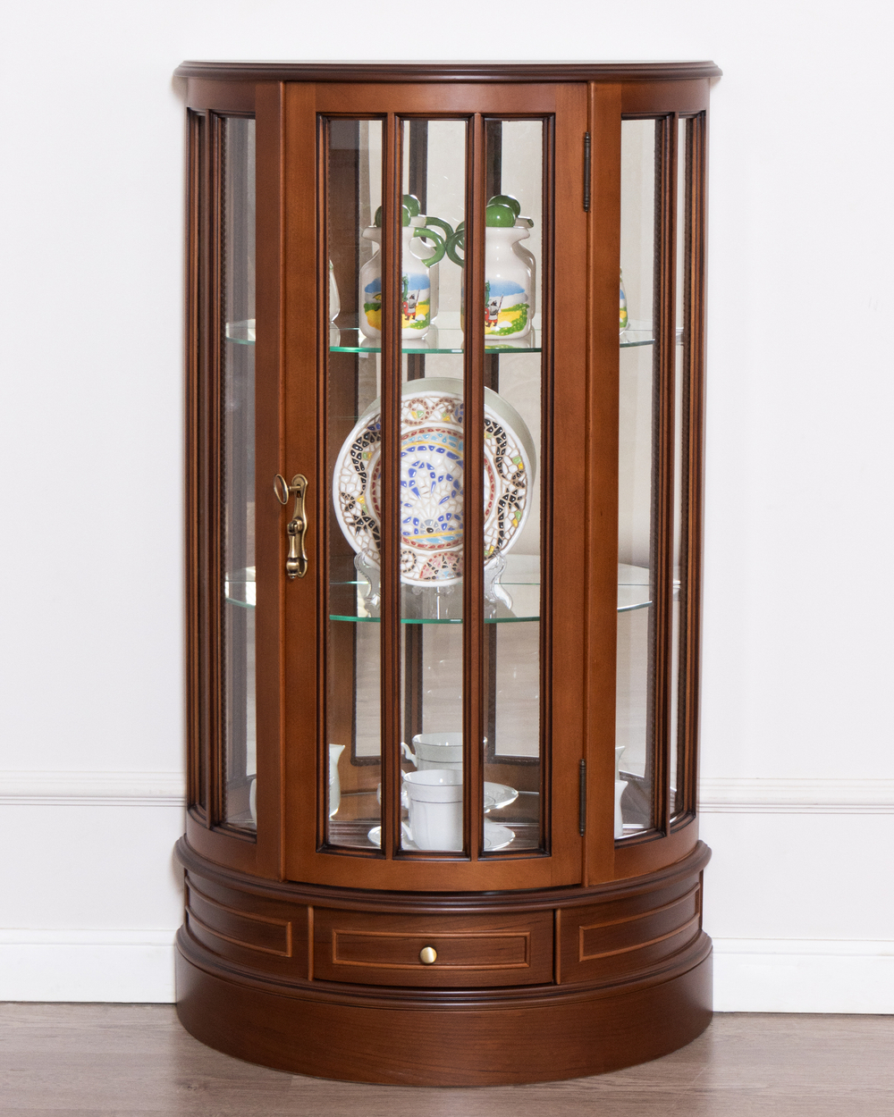 Витрина низкая 7 Nogal Claro IDC