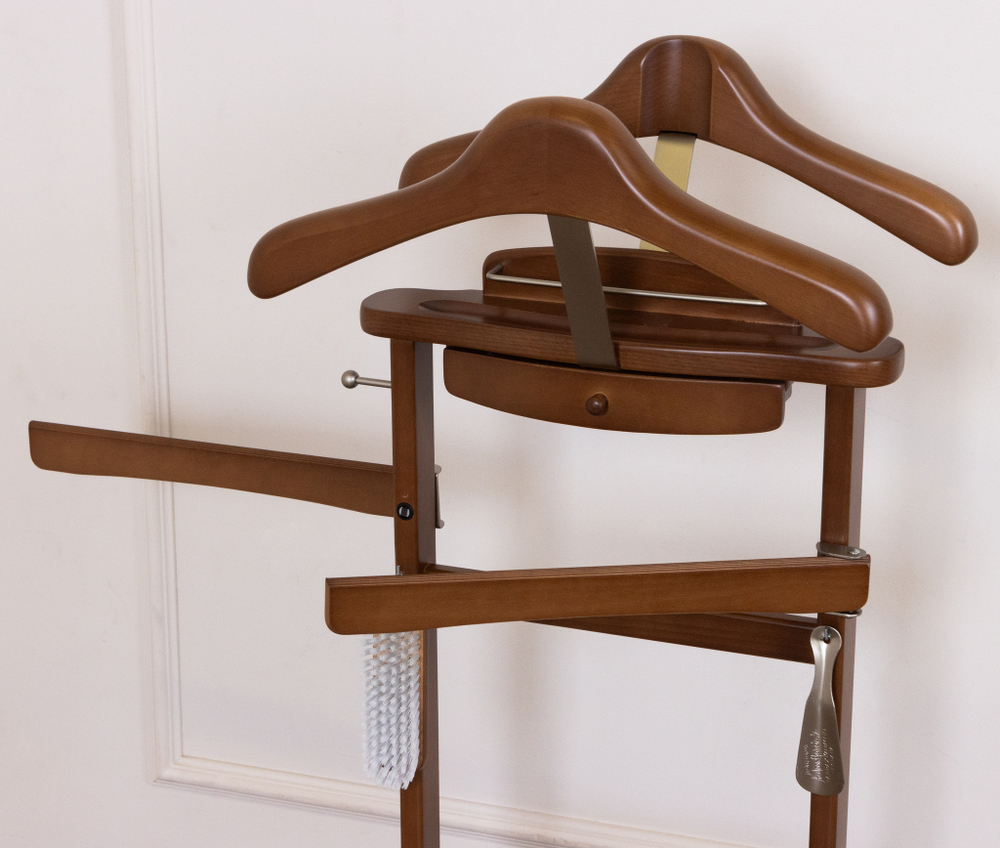 Вешалка костюмная напольная 354H Nogal Herdasa