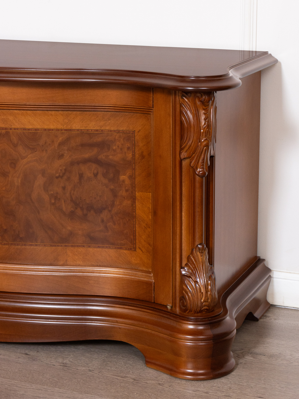 Тумба ТВ 2322 Barocco radica, Neoclassico, Noce Standard Stile Elisa