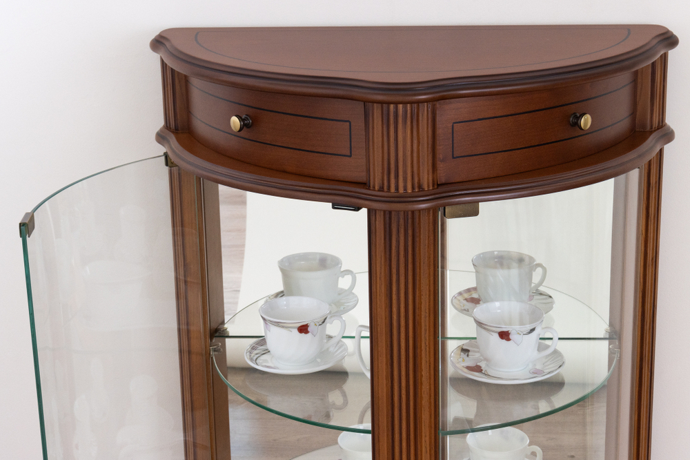 Витрина низкая 67 Nogal Claro IDC