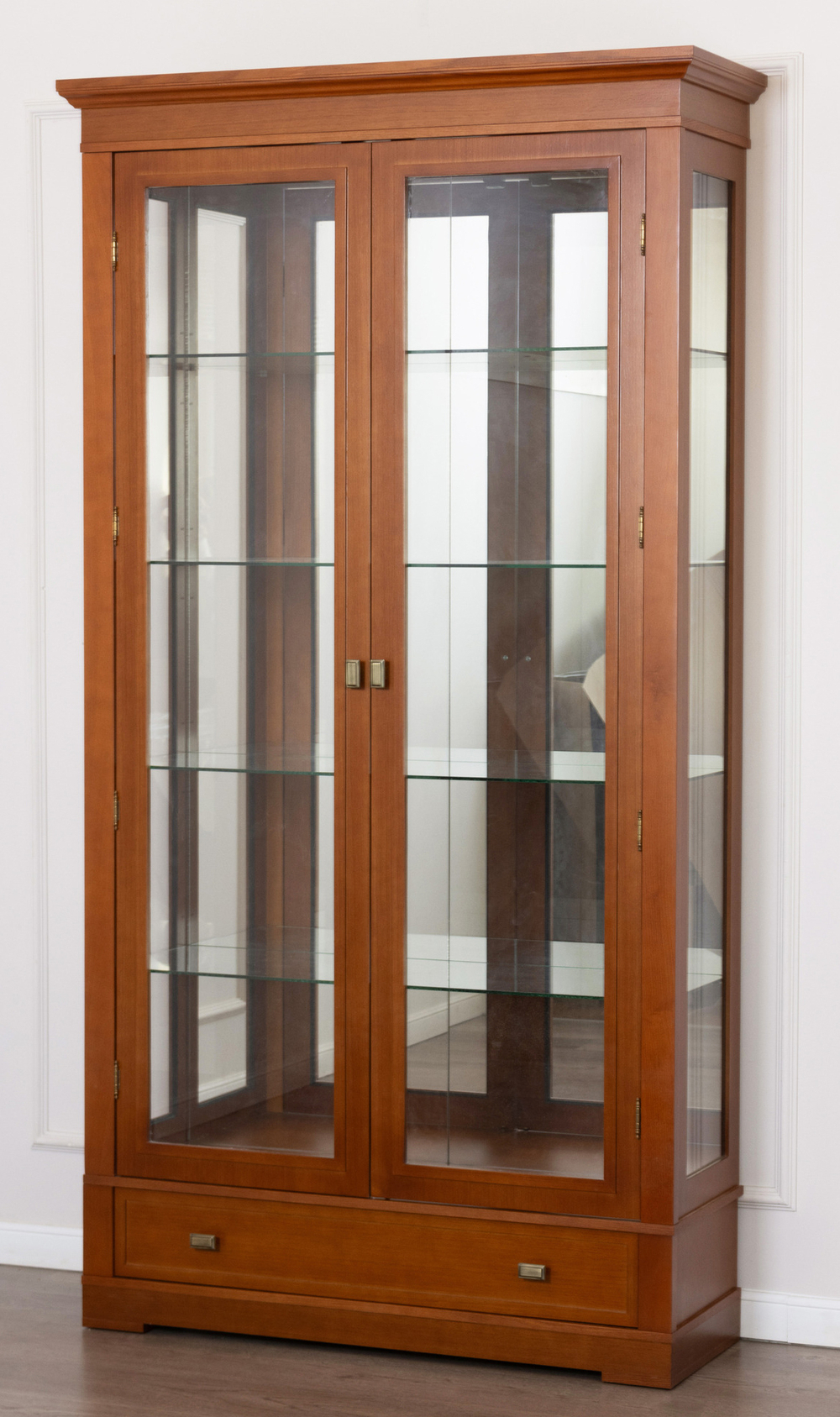 Витрина 2008 Вишня Валенсия