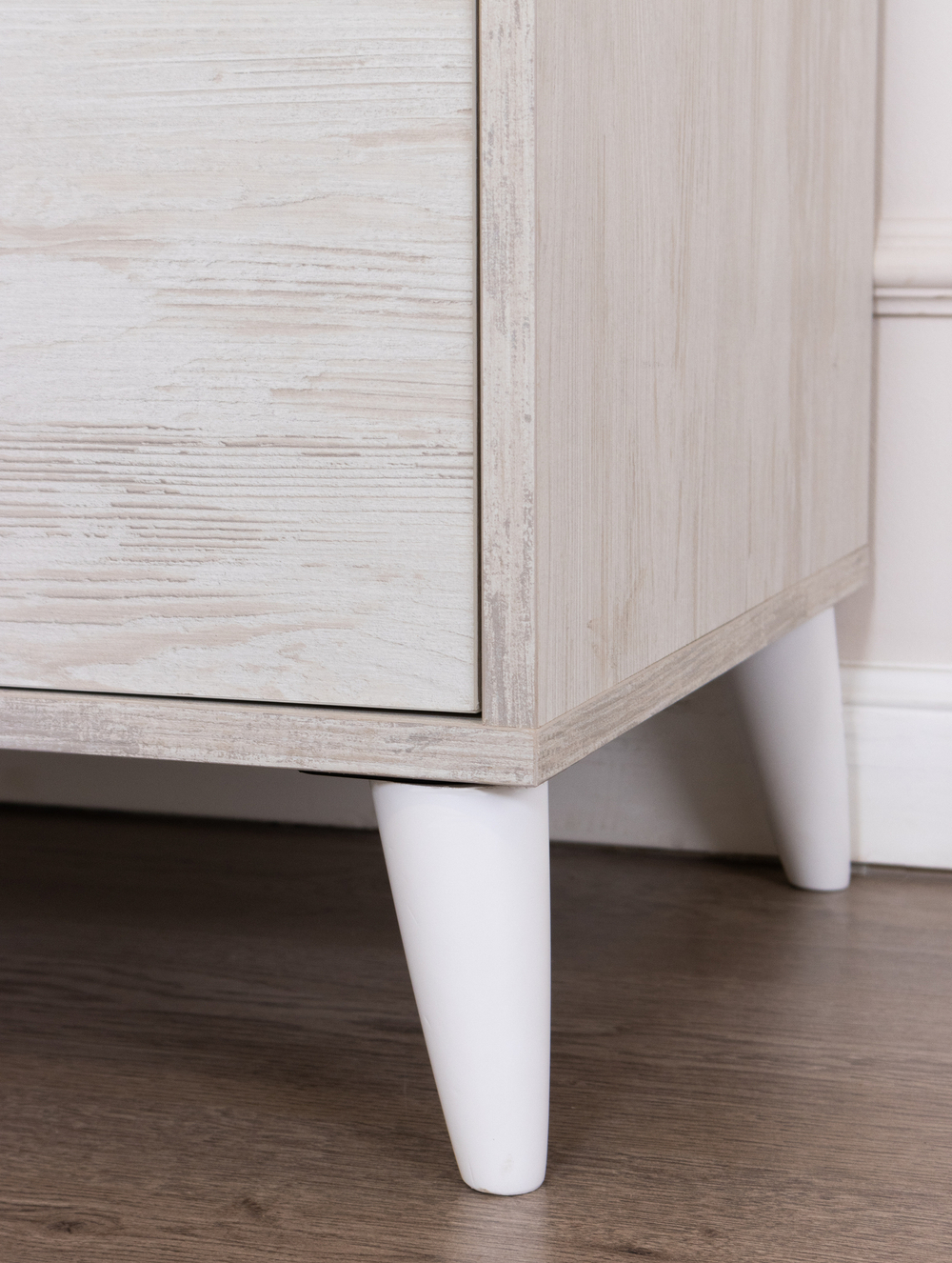 Комод на ножках Line 070 Nordico/Blanco Koala Beds