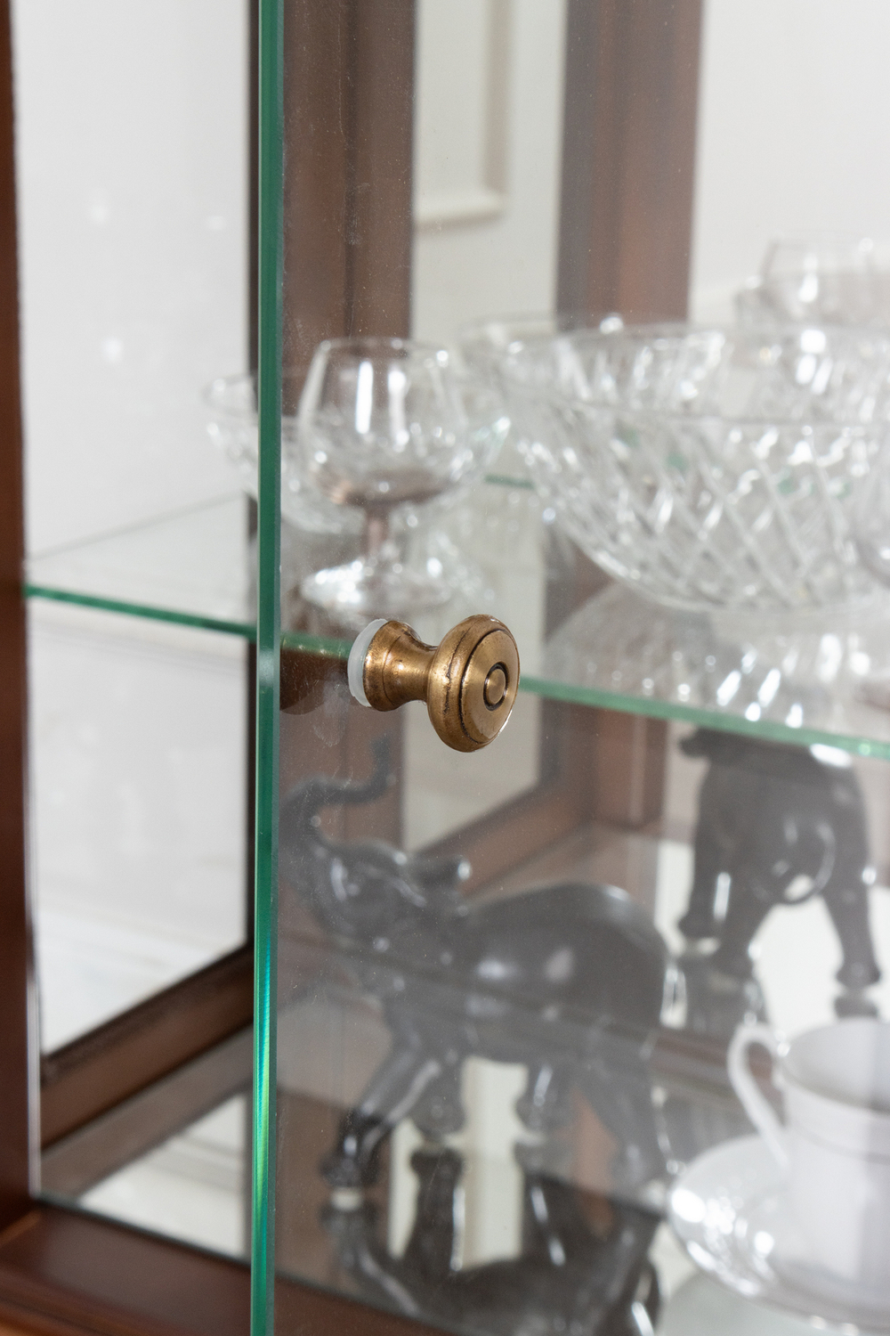 Витрина низкая 56 Nogal Claro IDC