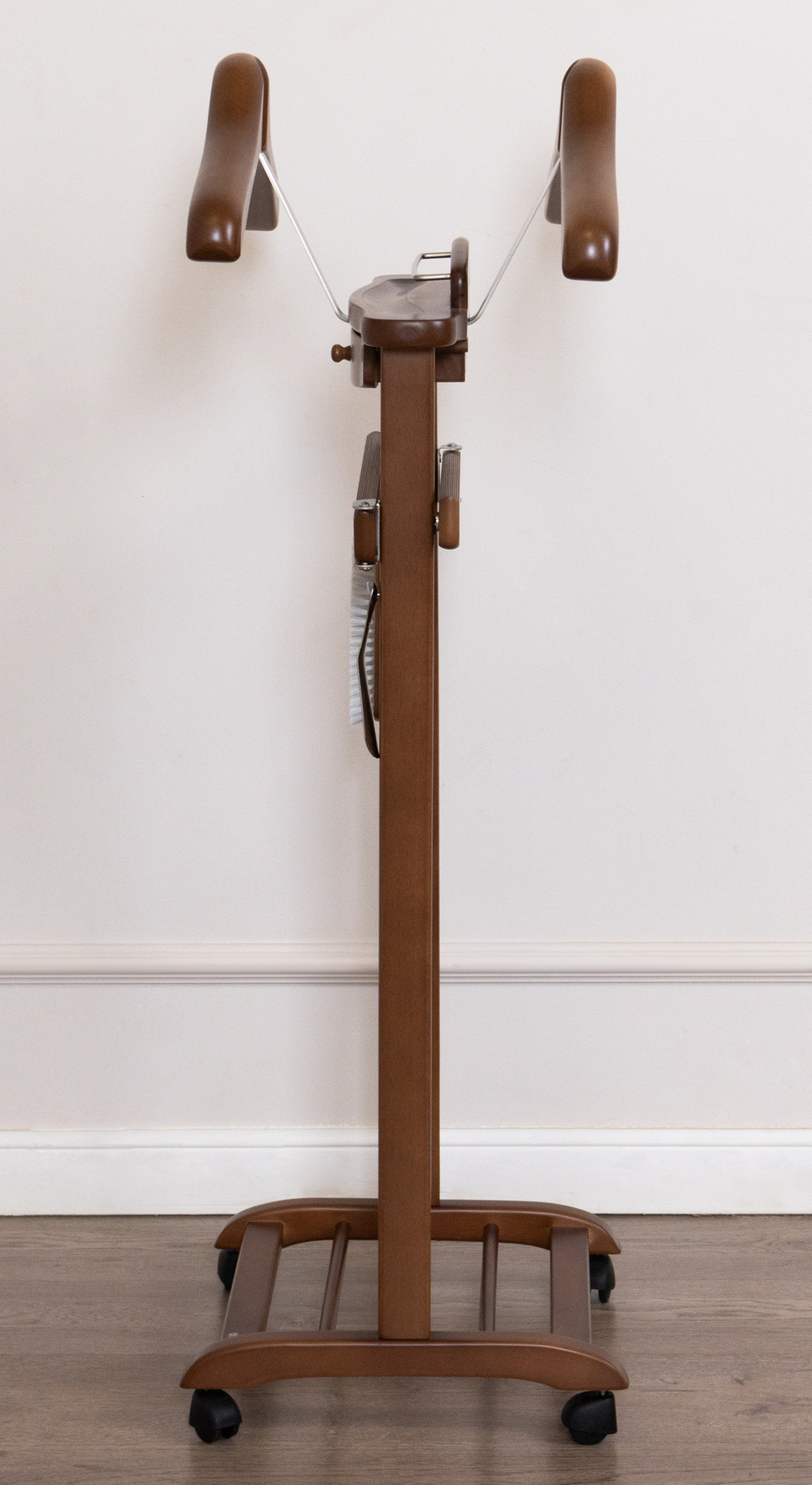 Вешалка костюмная напольная 354H Nogal Herdasa