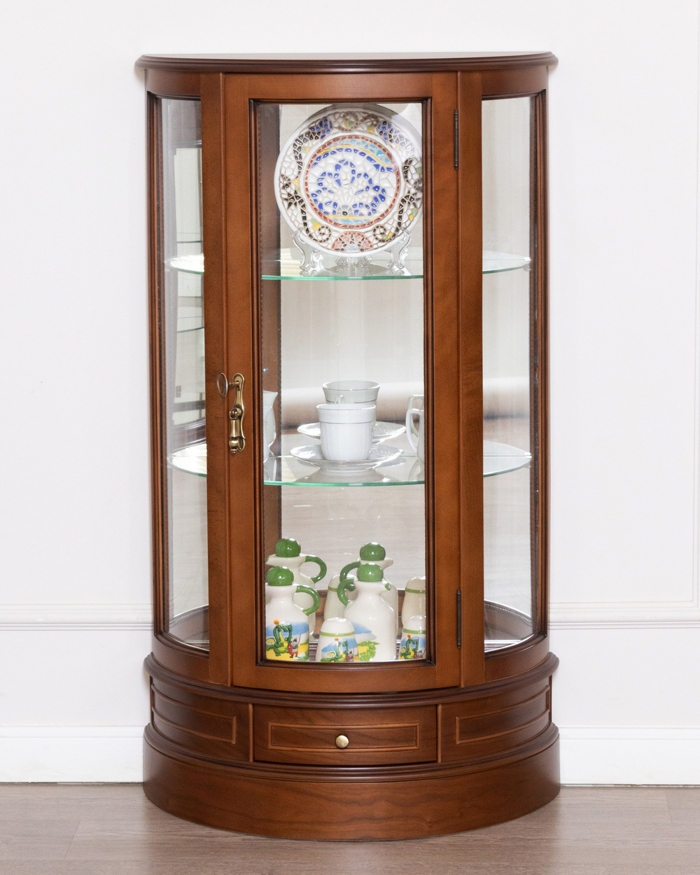 Витрина низкая 10 Nogal Claro IDC