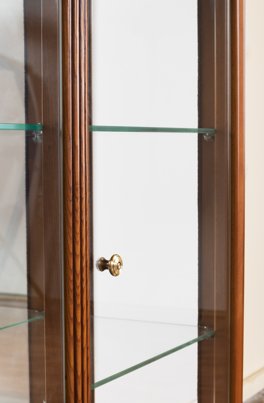 Витрина низкая 54 Nogal Claro IDC