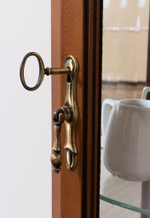 Витрина низкая 5 Nogal Claro IDC