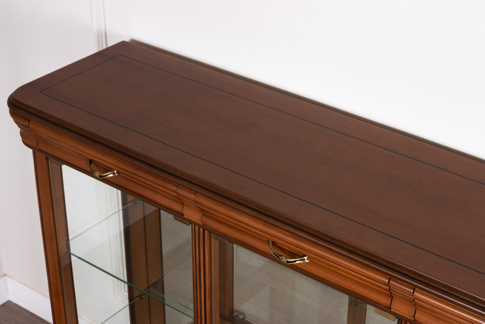 Витрина низкая 54 Nogal Claro IDC