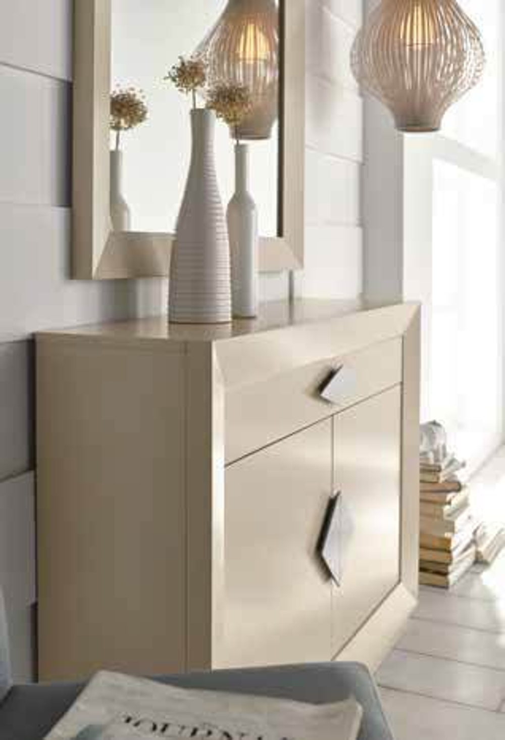 Узкая тумба Cloe 2002 Capuccino/Plata-10 Disemobel