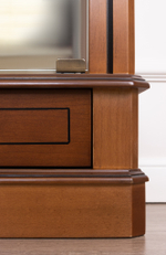 Витрина низкая 4 Nogal Claro IDC