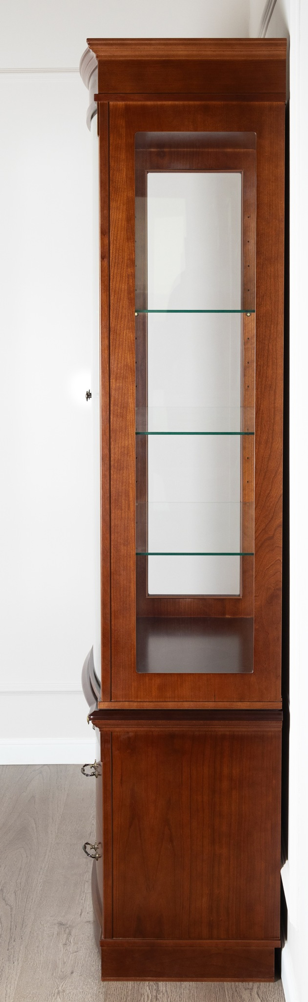 Витрина 805/835 Nogal Panamar