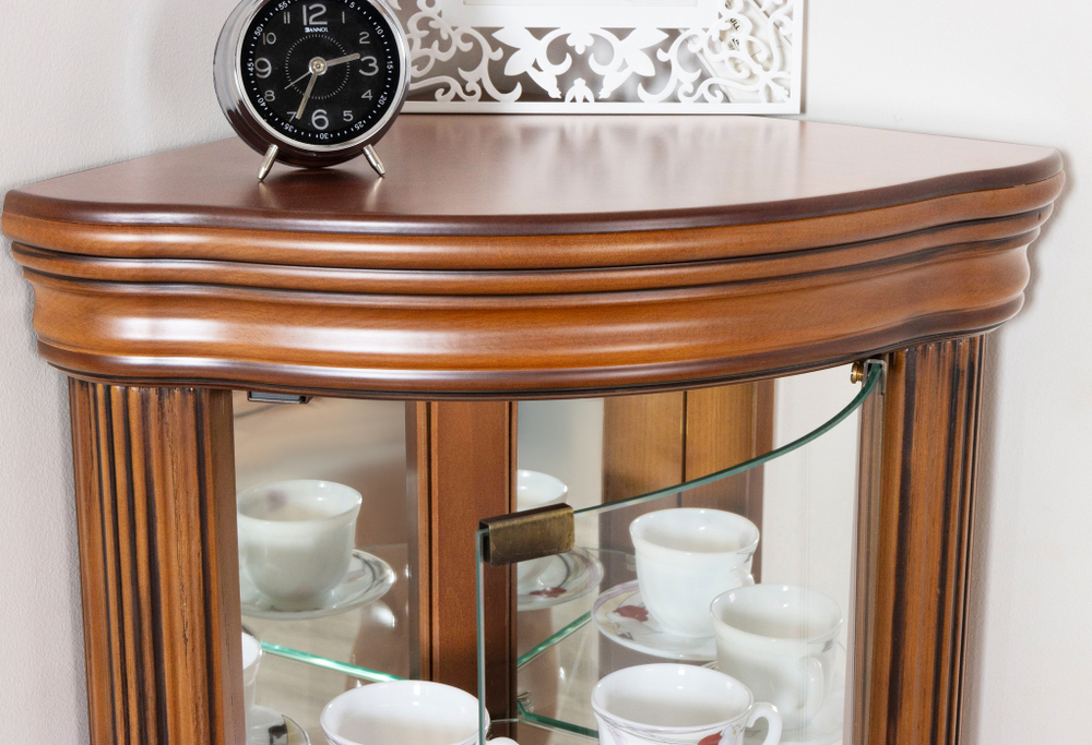 Угловая витрина 64 Cerezo IDC