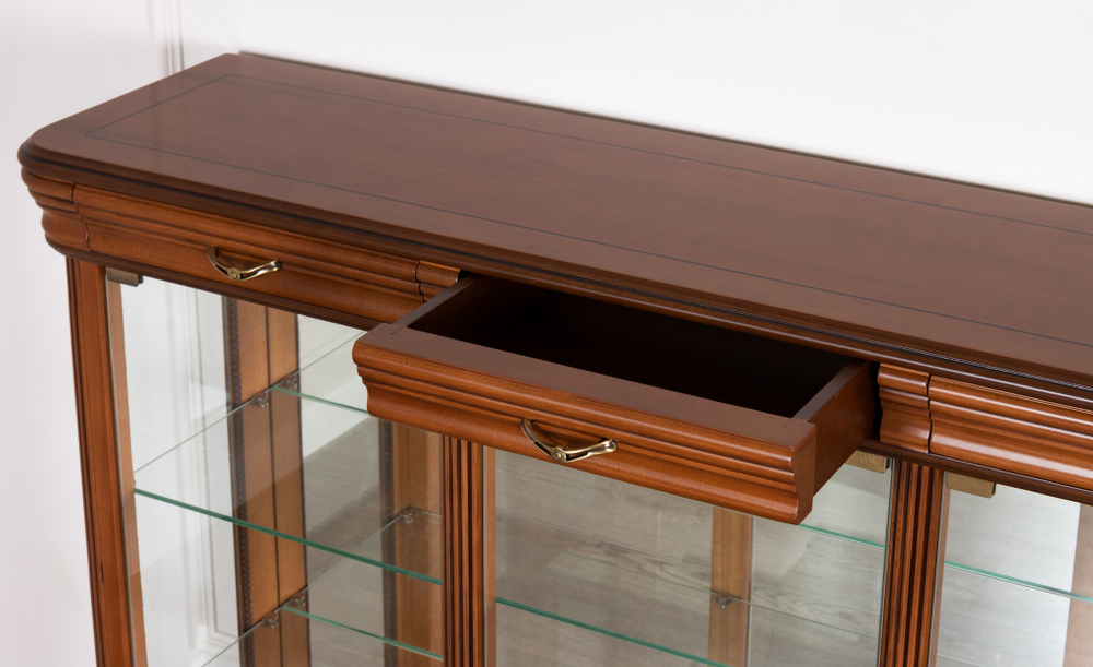 Витрина низкая 54 Nogal Claro IDC