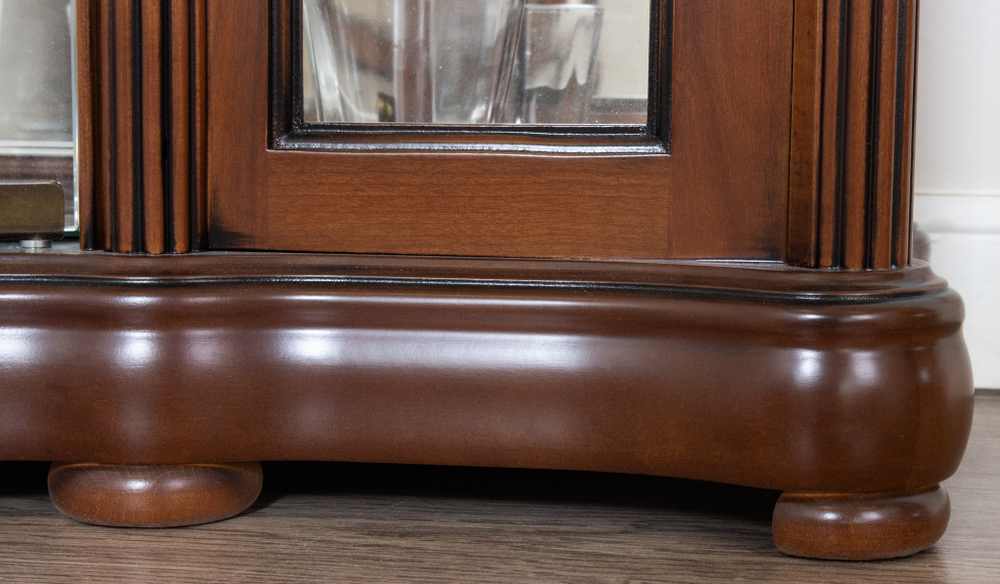 Витрина низкая 2 Nogal Claro IDC