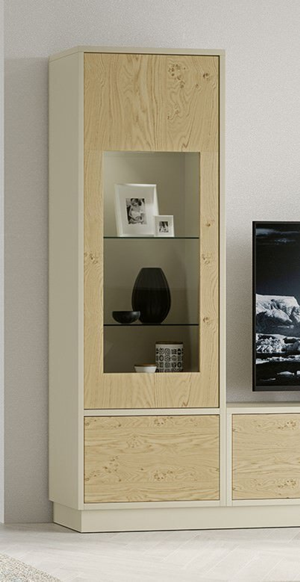 Витрина Nora 3026.7 Vainilla/Nordico Disemobel