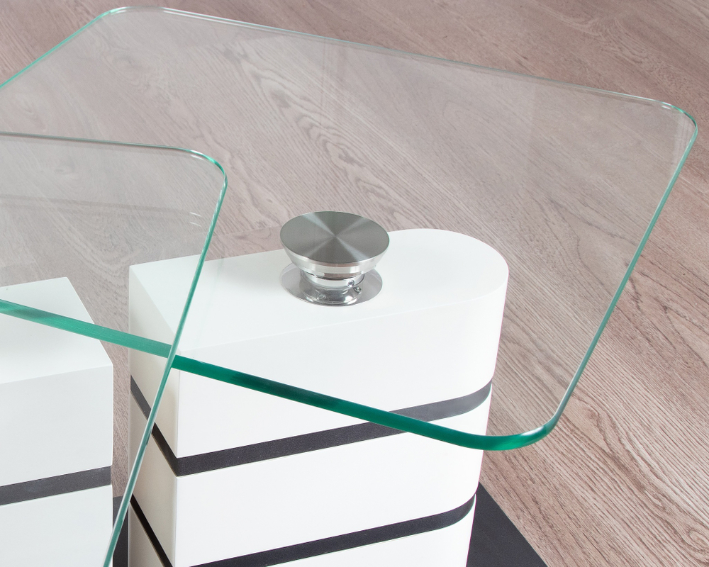 Журнальный стол со стеклянной столешницей Hasse