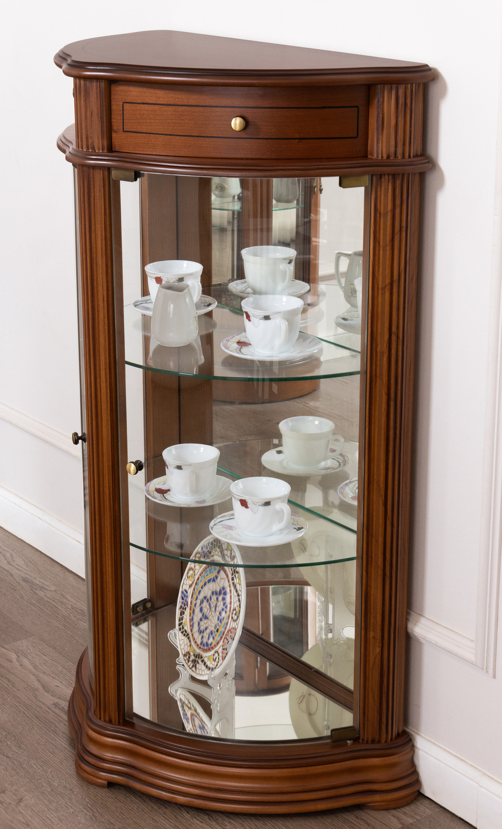 Витрина низкая 67 Nogal Claro IDC