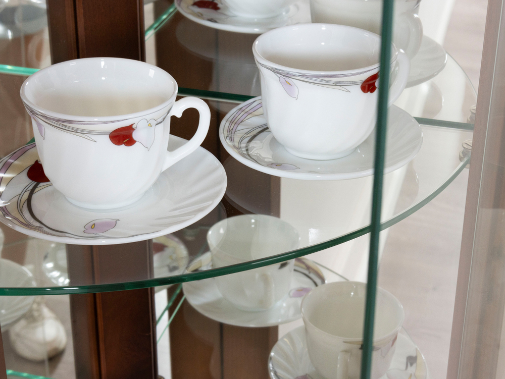 Угловая витрина 64 Nogal Claro IDC