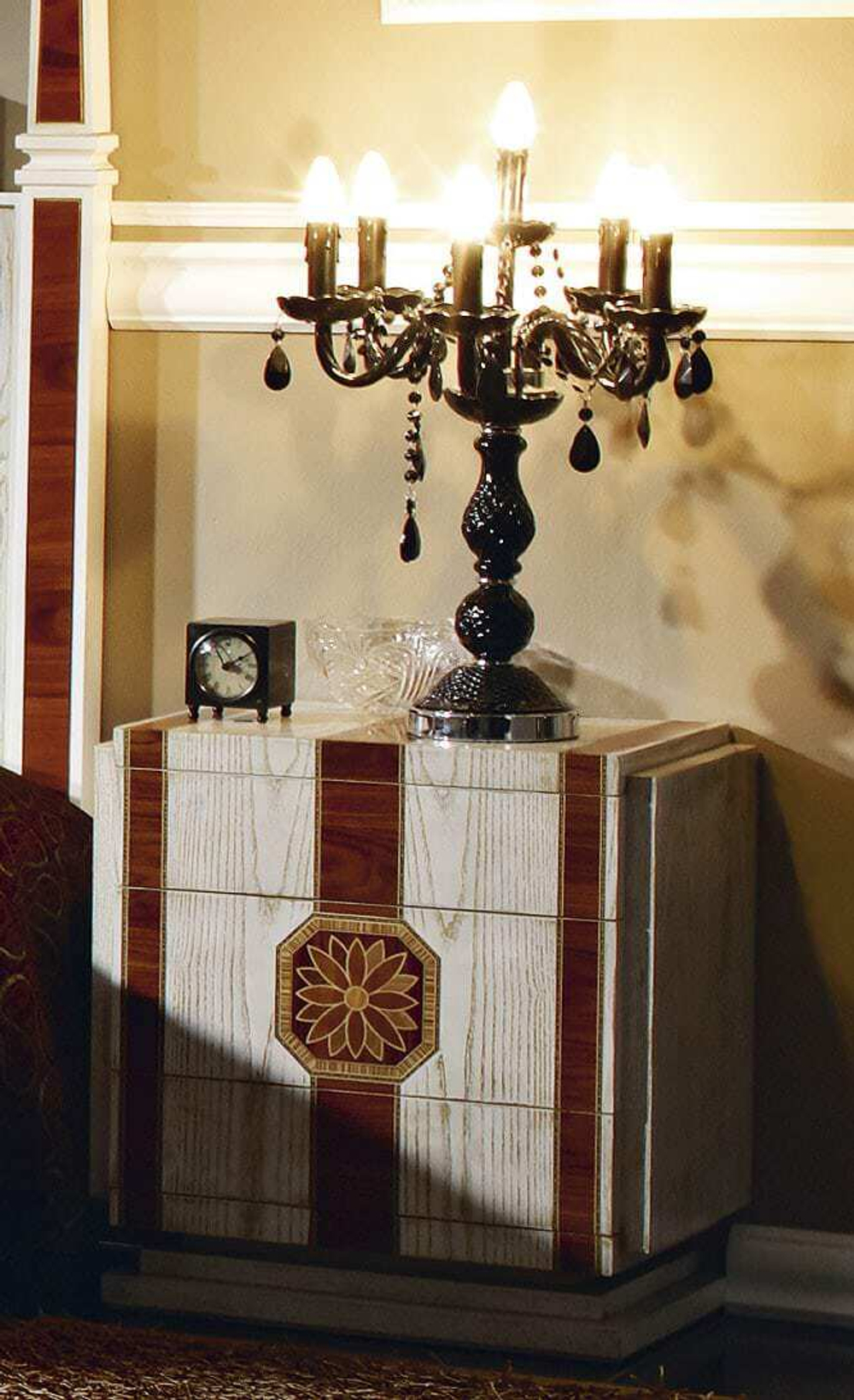 Прикроватная тумба 5108-BO Solomando