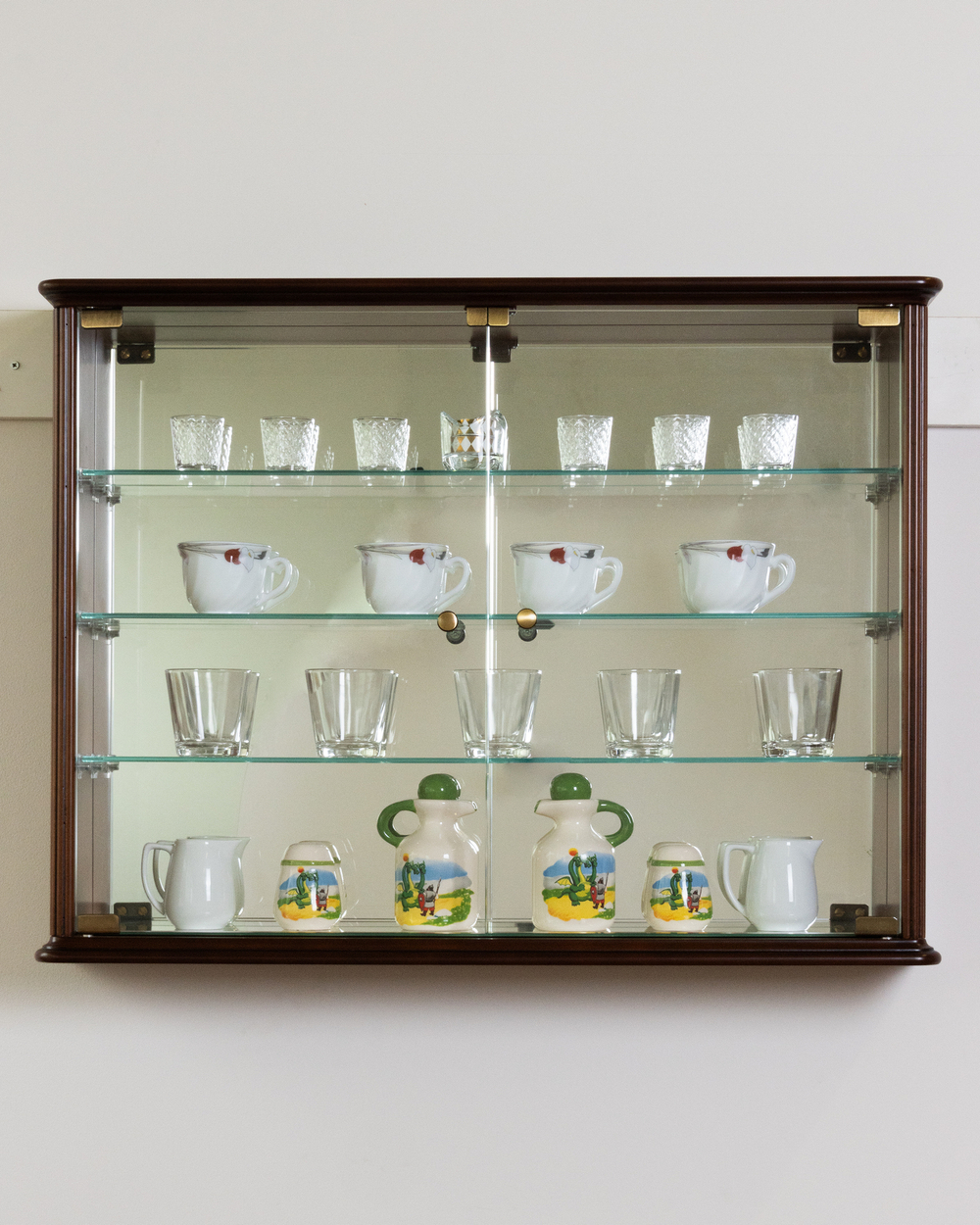 Витрина настенная 145 Nogal Claro IDC