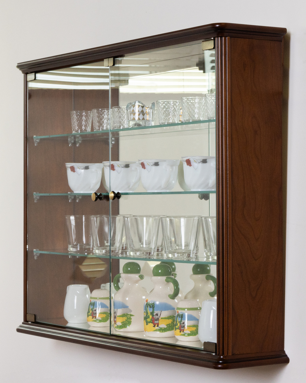 Витрина настенная 145 Nogal Claro IDC