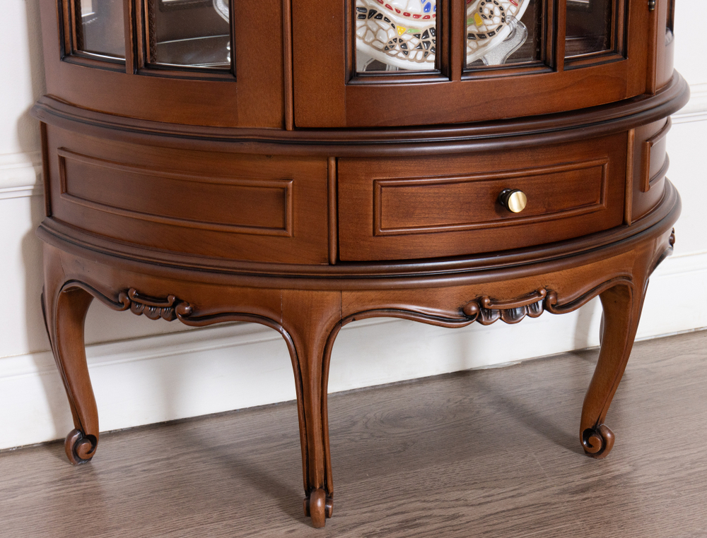 Витрина низкая 8 Nogal Claro IDC