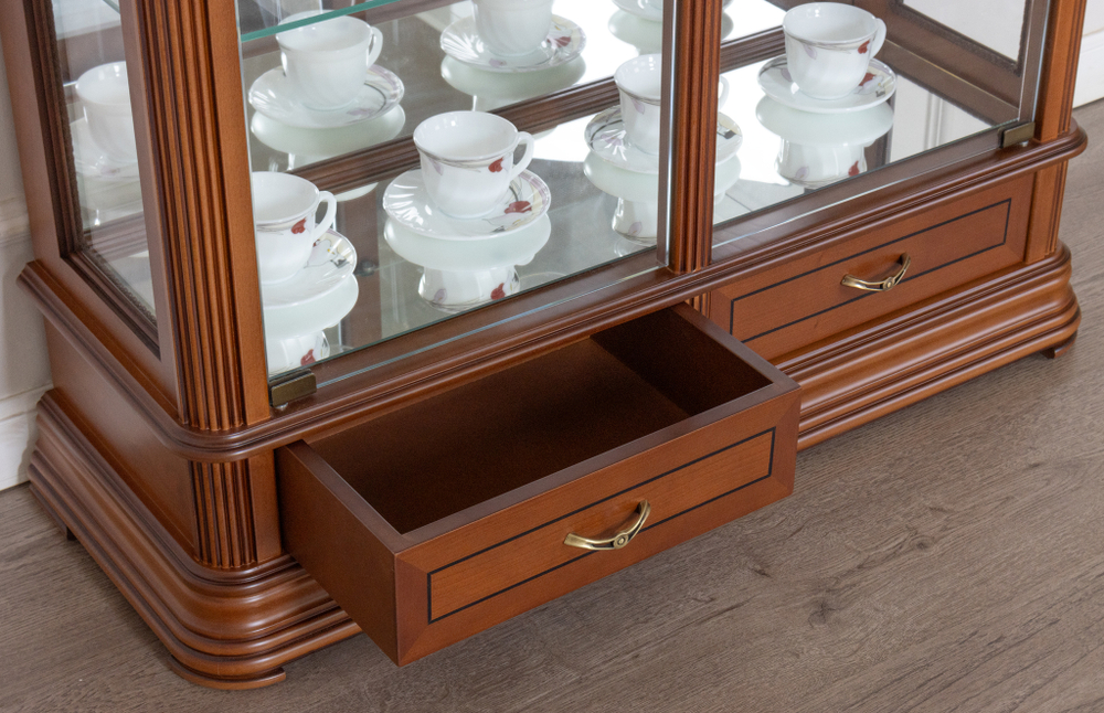 Витрина 76 Cerezo IDC