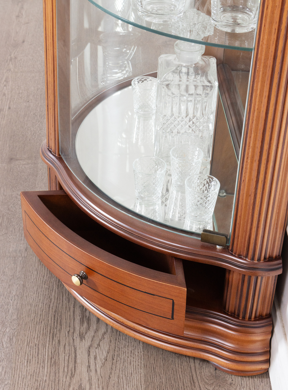 Витрина низкая 66 Cerezo IDC