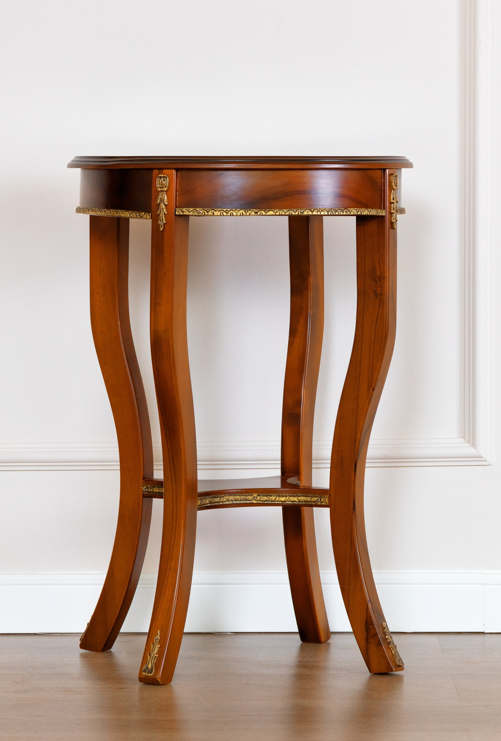 Столик Classic 19 Cerezo IDC