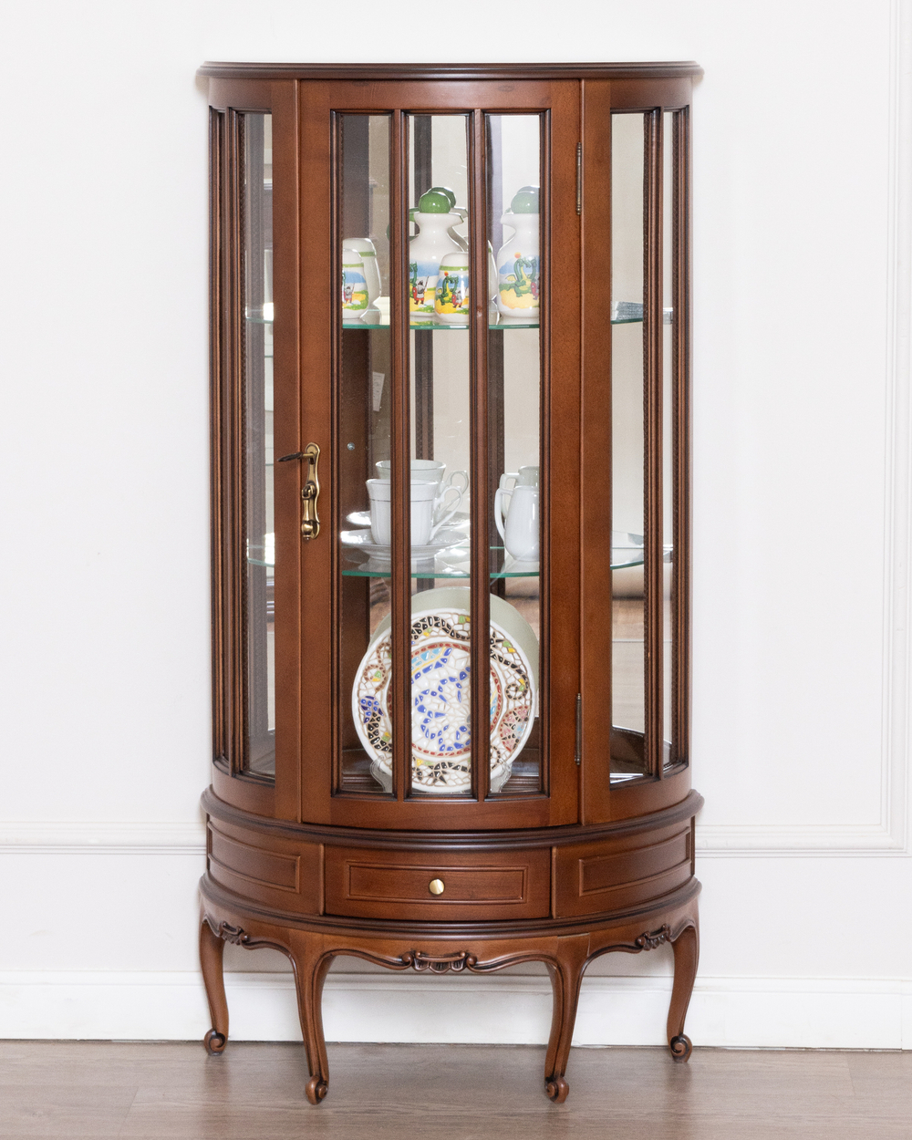 Витрина низкая 8 Nogal Claro IDC