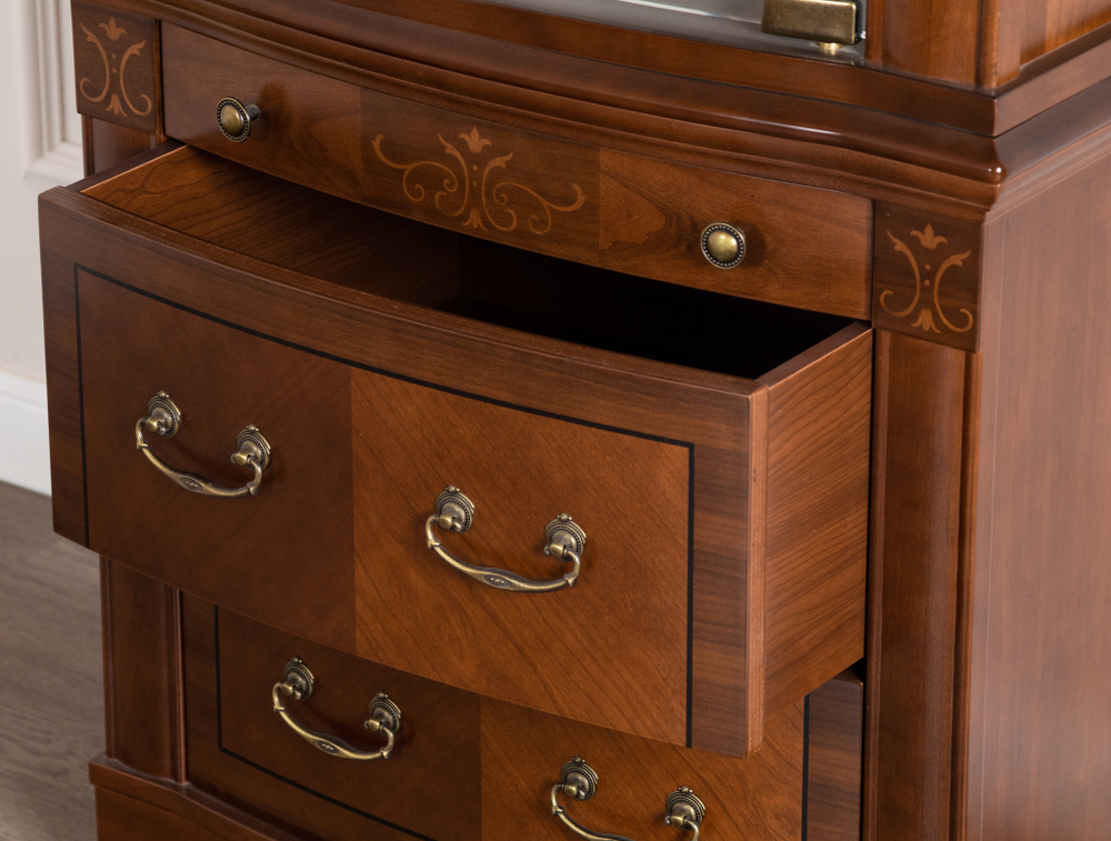 Витрина 807/837 Nogal Panamar