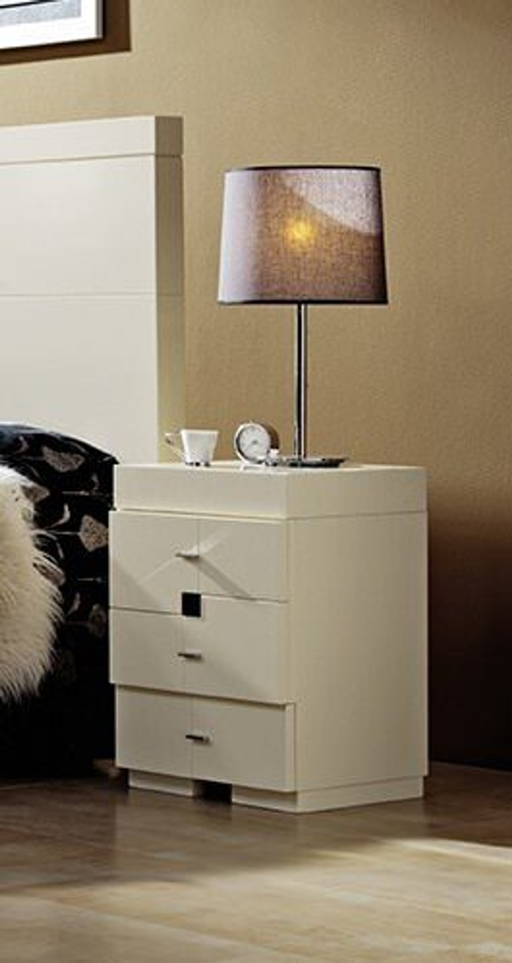 Прикроватная тумба Diana L076818 Lino