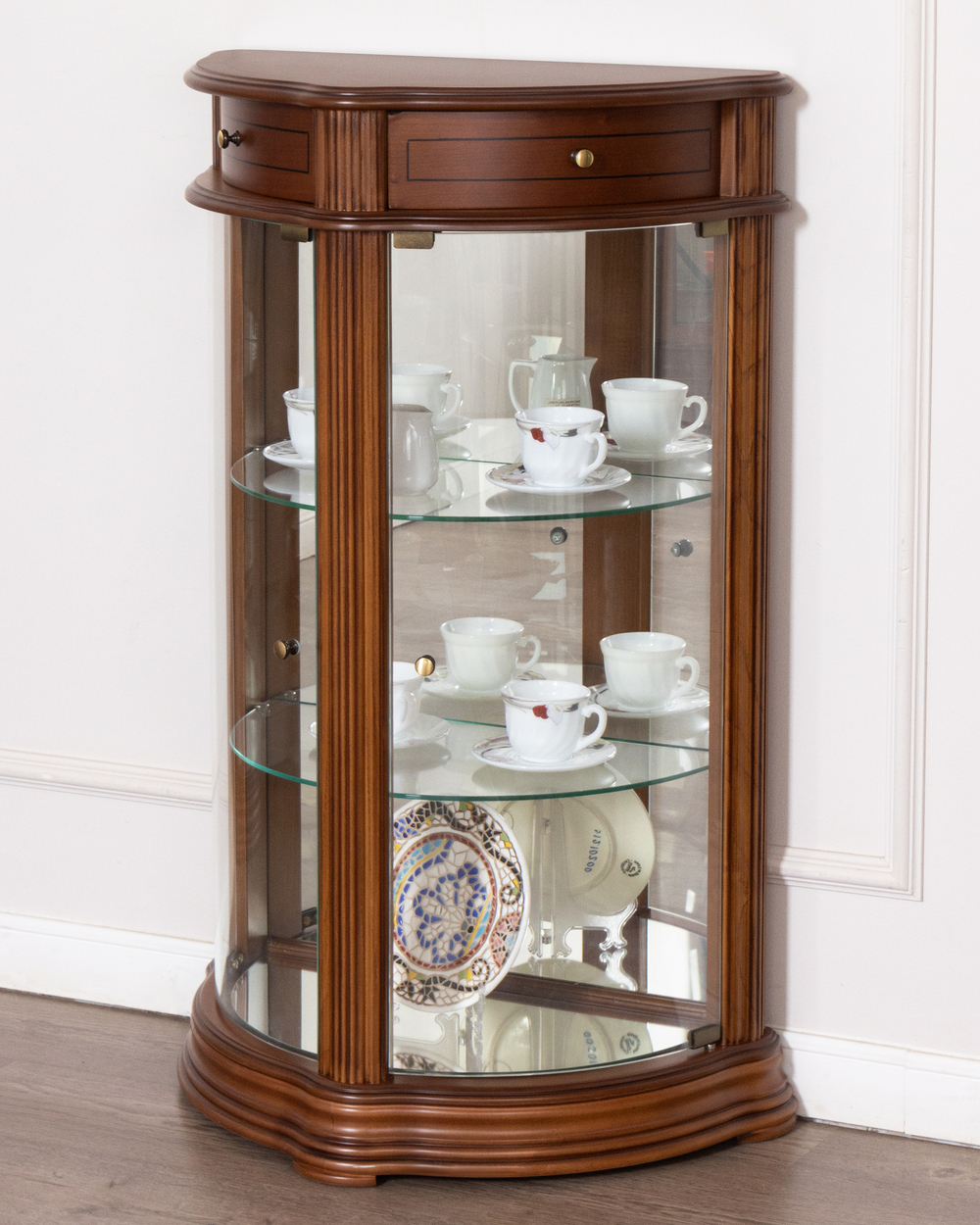 Витрина низкая 67 Nogal Claro IDC